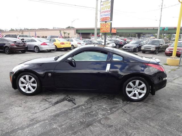 2005 Nissan 350Z Base