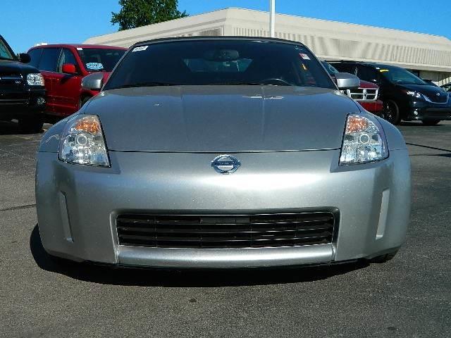 2005 Nissan 350Z 138 WB SRW