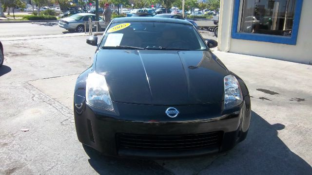 2005 Nissan 350Z 5DR 7-pass VAN I4 FWD