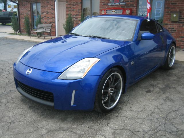 2005 Nissan 350Z Handicap Bus