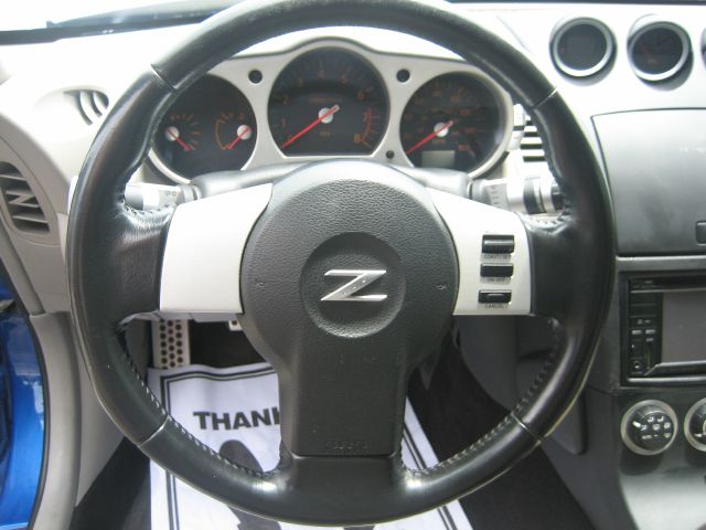 2005 Nissan 350Z Handicap Bus