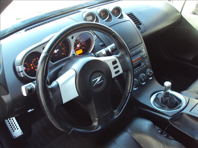 2005 Nissan 350Z Supercrew-short-fx4-leather-4wd-e85-1 Owner