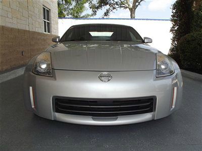 2006 Nissan 350Z 5dr 7-pass Van V6 LE FWD