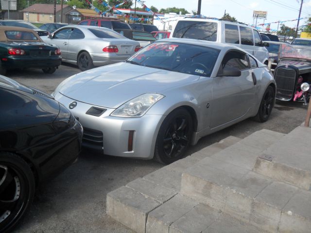 2006 Nissan 350Z Base