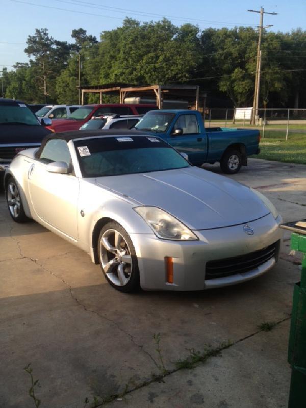 2006 Nissan 350Z NA 4 Dr Sedan FWD