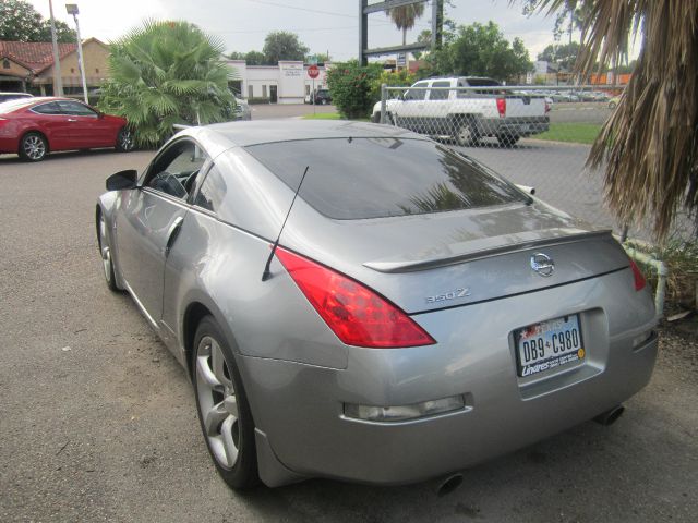 2006 Nissan 350Z Base