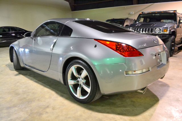 2006 Nissan 350Z 5DR 7-pass VAN I4 FWD