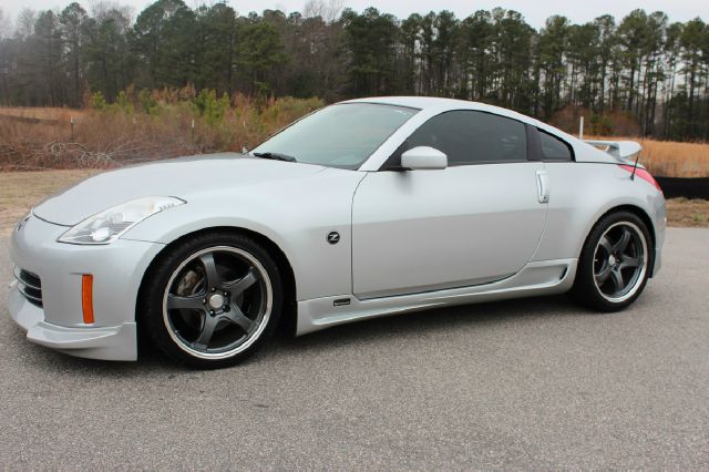 2007 Nissan 350Z 5DR 7-pass VAN I4 FWD