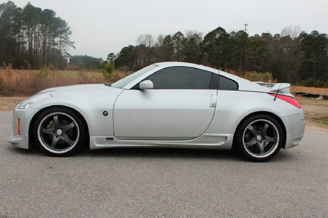 2007 Nissan 350Z 5DR 7-pass VAN I4 FWD