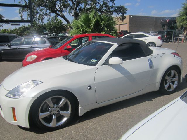 2007 Nissan 350Z 5DR 7-pass VAN I4 FWD