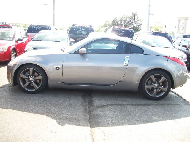 2007 Nissan 350Z 5DR 7-pass VAN I4 FWD