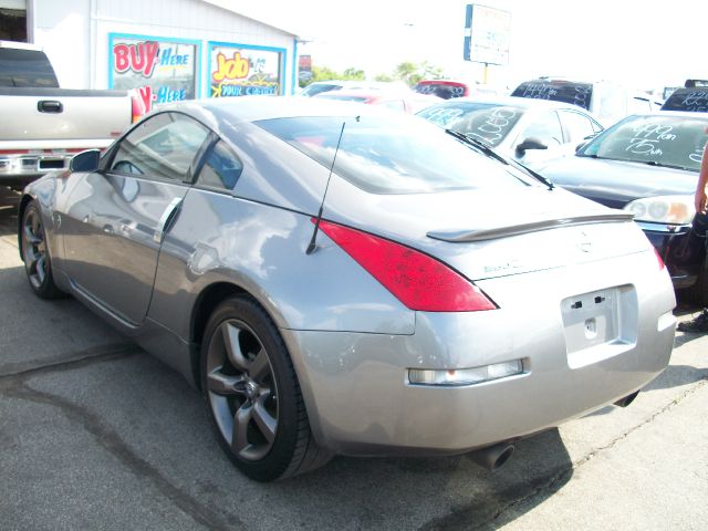 2007 Nissan 350Z 5DR 7-pass VAN I4 FWD