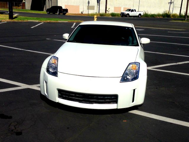 2007 Nissan 350Z 5DR 7-pass VAN I4 FWD