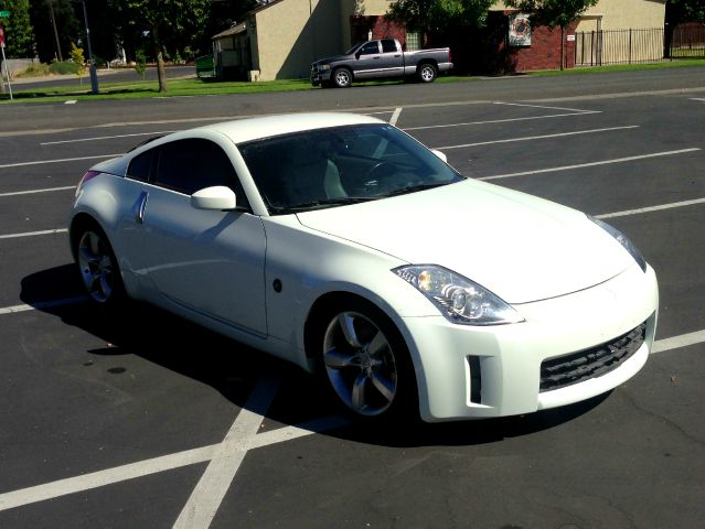 2007 Nissan 350Z 5DR 7-pass VAN I4 FWD