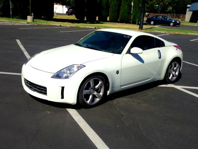 2007 Nissan 350Z 5DR 7-pass VAN I4 FWD