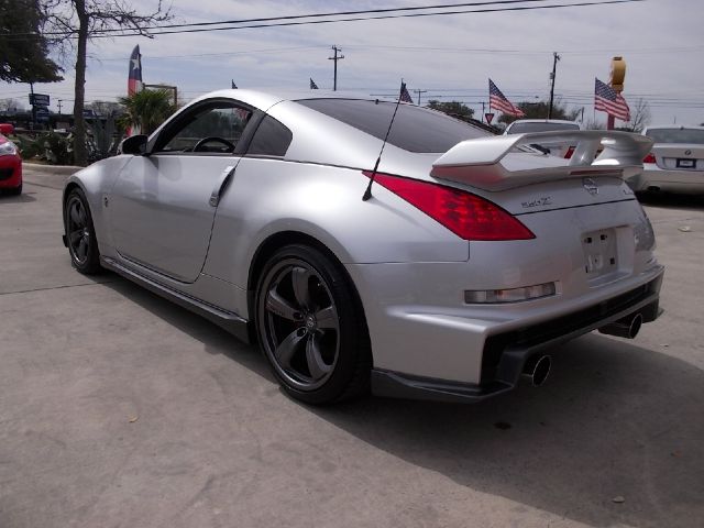 2008 Nissan 350Z King Ranch Supercab Short Bed