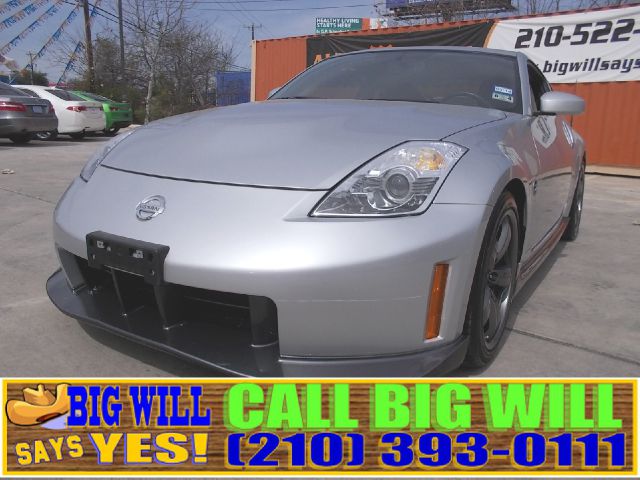 2008 Nissan 350Z King Ranch Supercab Short Bed