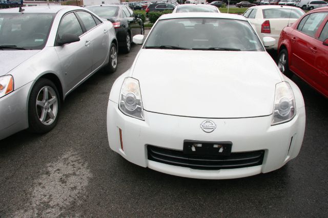 2008 Nissan 350Z 5DR 7-pass VAN I4 FWD