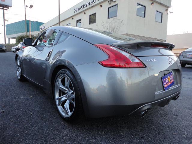 2009 Nissan 370Z Unknown