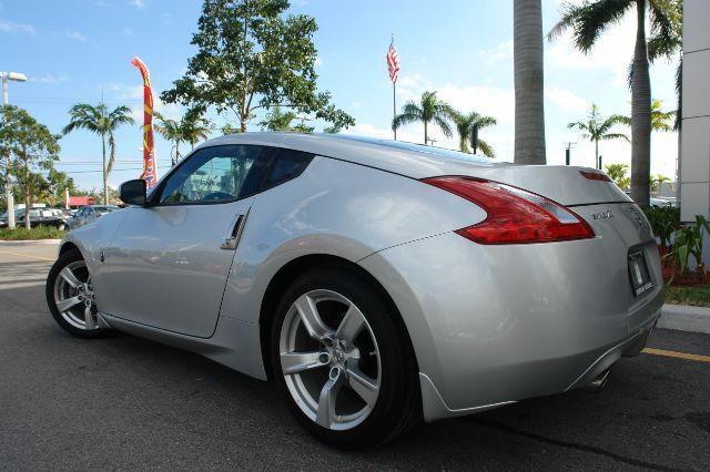 2010 Nissan 370Z Unknown