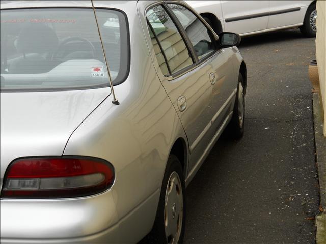 1995 Nissan Altima Clk320 Convertible With Gps