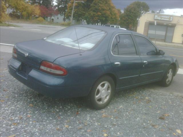 1995 Nissan Altima 6 Speed Transmision