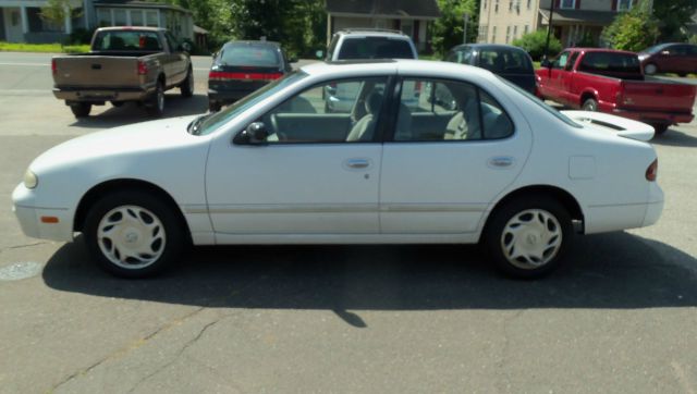 1997 Nissan Altima 6 Speed Transmision