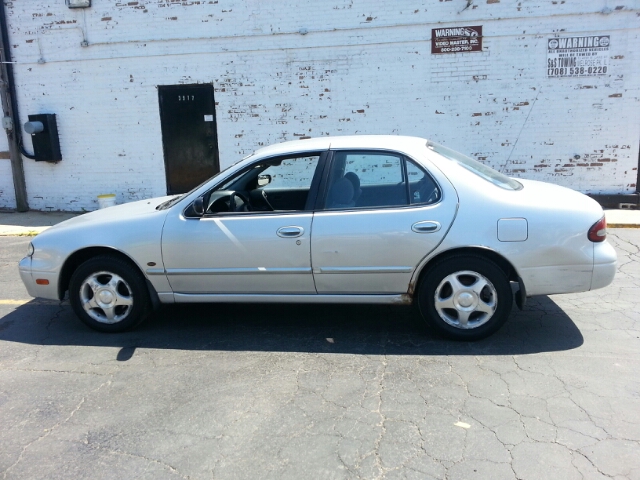 1997 Nissan Altima Clk320 Convertible With Gps