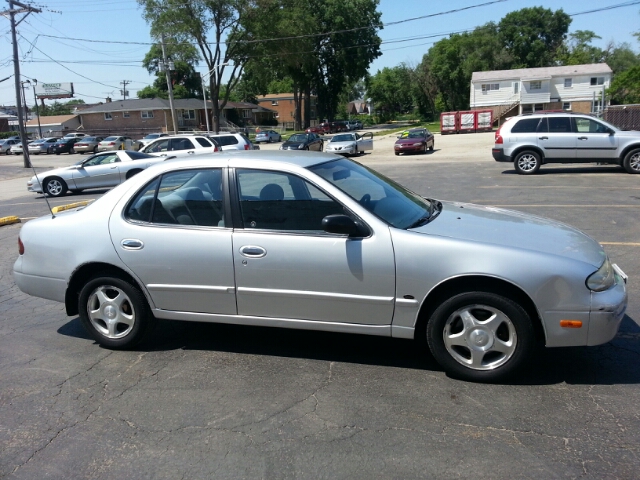 1997 Nissan Altima Clk320 Convertible With Gps