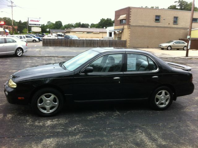 1997 Nissan Altima SE