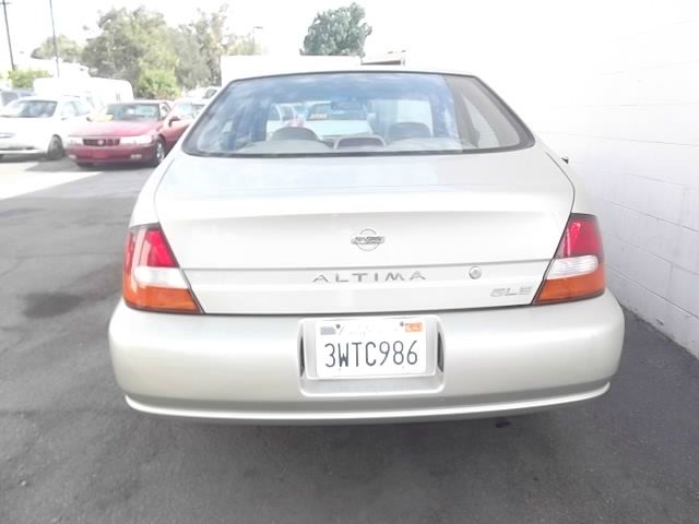 1998 Nissan Altima 3.0 Quattro