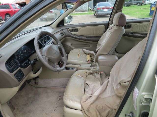 1998 Nissan Altima 3.0 Quattro