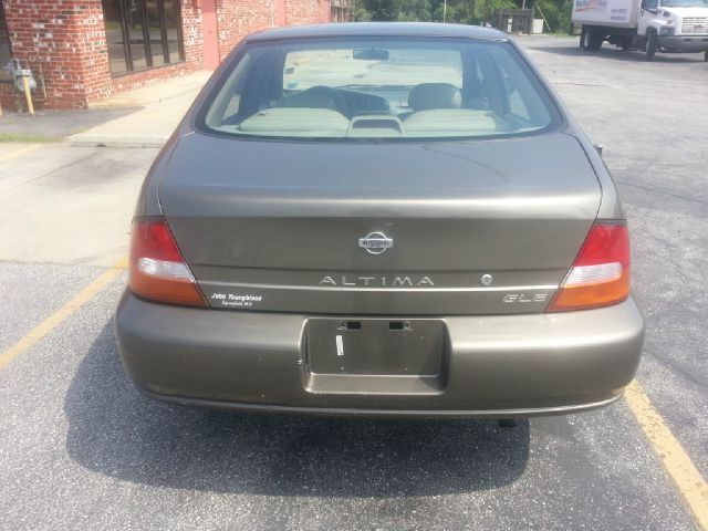 1998 Nissan Altima 3.0 Quattro