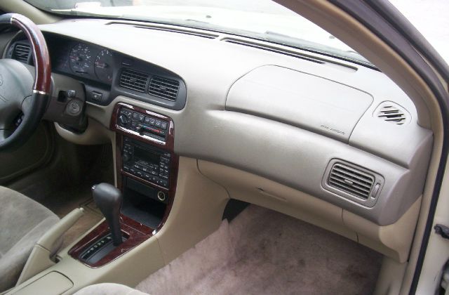 1998 Nissan Altima 3.0 Quattro