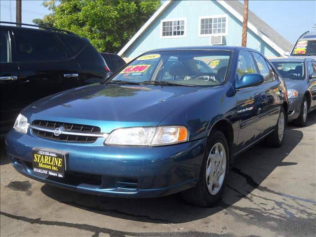 1998 Nissan Altima SE Sedan