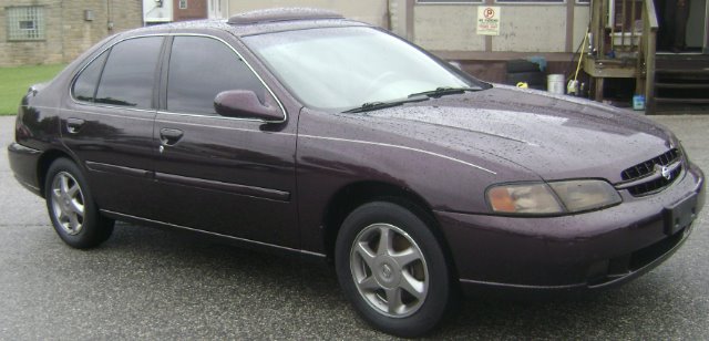 1998 Nissan Altima W/nav.sys