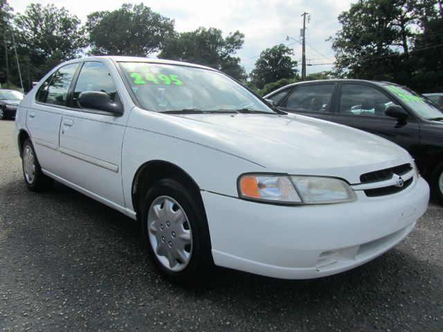 1998 Nissan Altima 3.0 Quattro