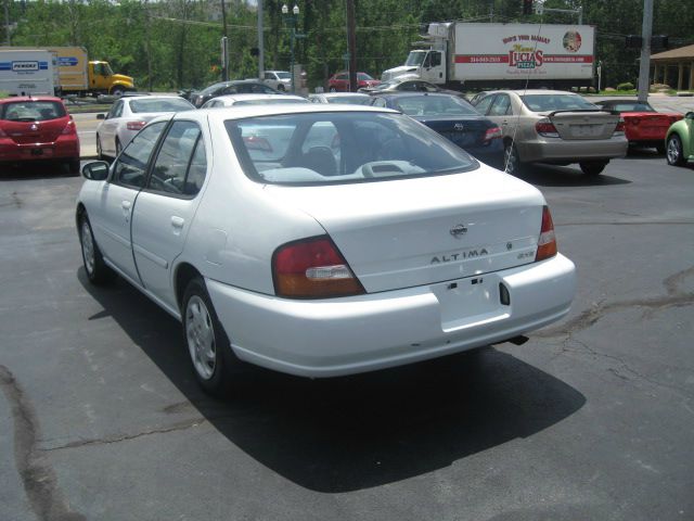 1998 Nissan Altima 6 Speed Transmision