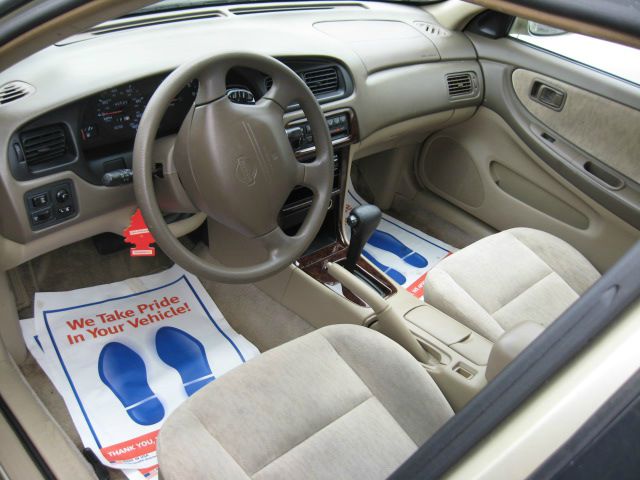 1999 Nissan Altima SE