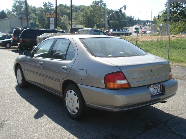 1999 Nissan Altima 6 Speed Transmision