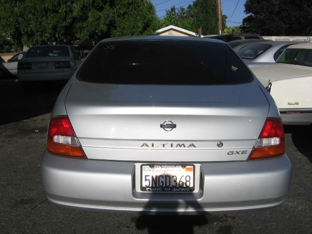 1999 Nissan Altima W/nav.sys