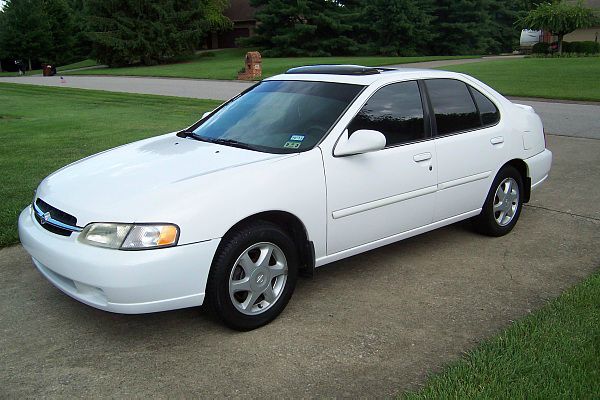 1999 Nissan Altima 3.0 Quattro