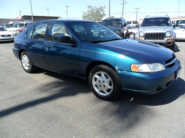 1999 Nissan Altima 3.0 Quattro