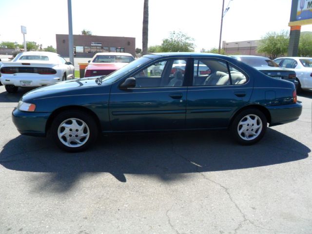 1999 Nissan Altima 3.0 Quattro