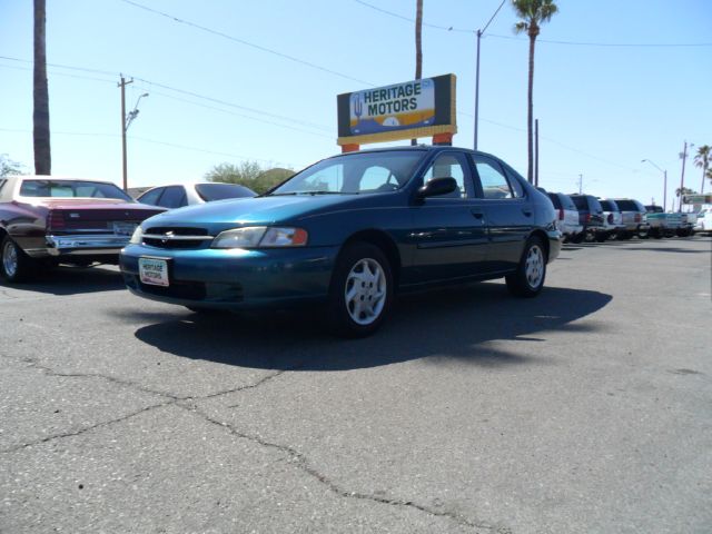 1999 Nissan Altima 3.0 Quattro