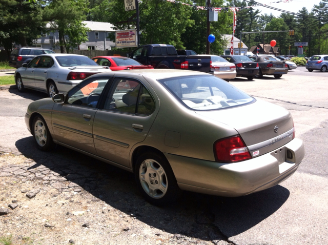 2000 Nissan Altima 3.0 Quattro