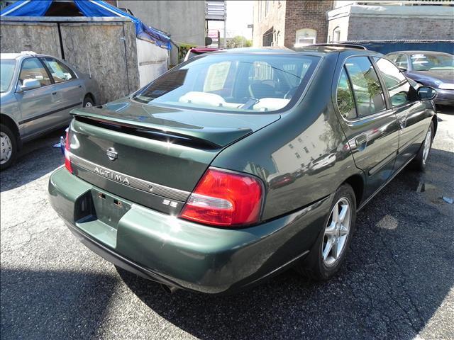 2000 Nissan Altima SE