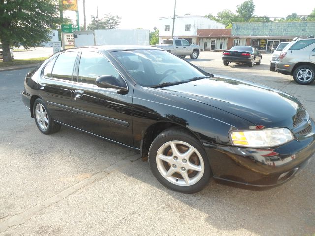 2000 Nissan Altima SE