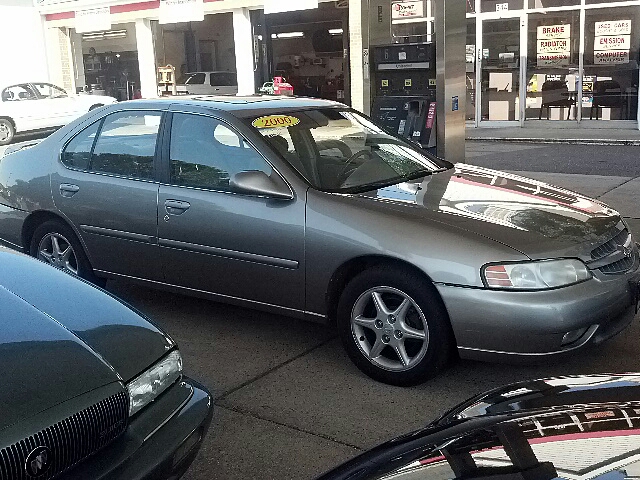 2000 Nissan Altima SE