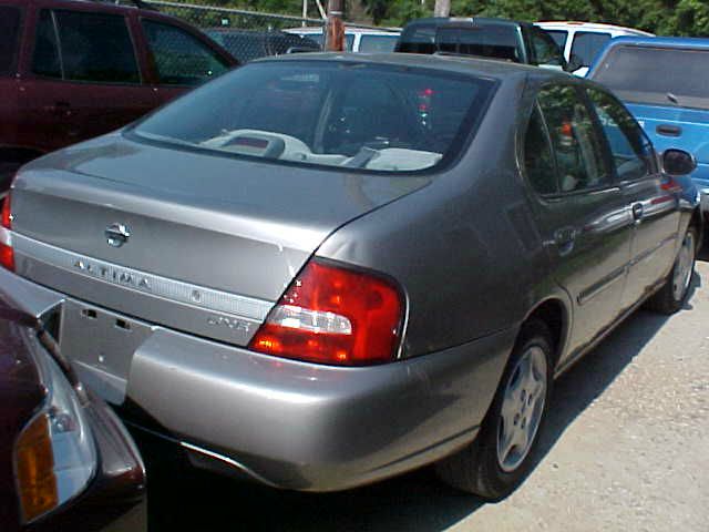 2000 Nissan Altima W/nav.sys